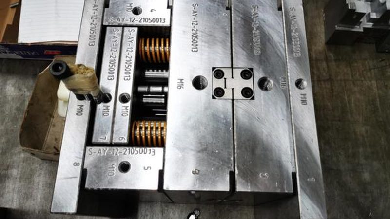 家电模具型号大全：揭秘模具选型的关键要素
