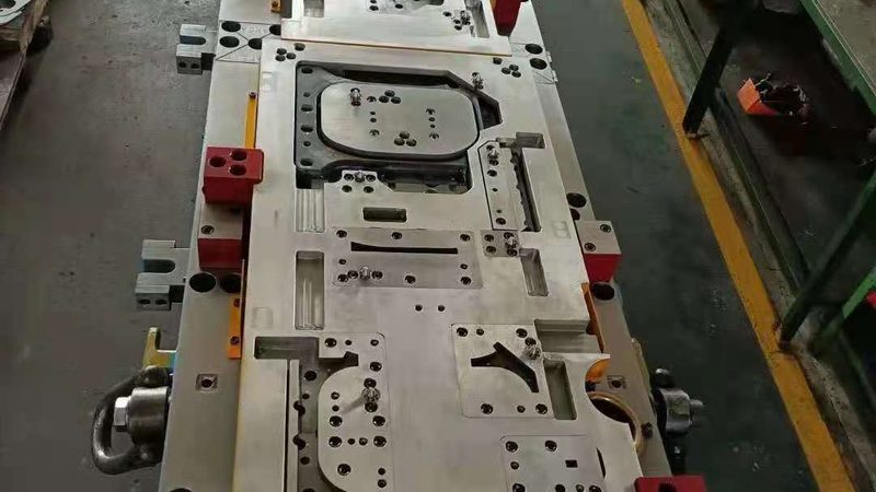 汽车模具：揭秘十大品牌背后的技术奥秘