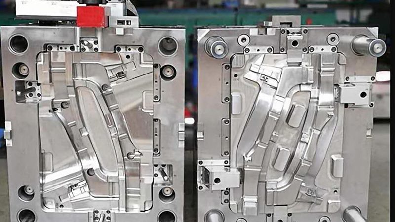 双色模具加工：揭秘其工艺与选型要点